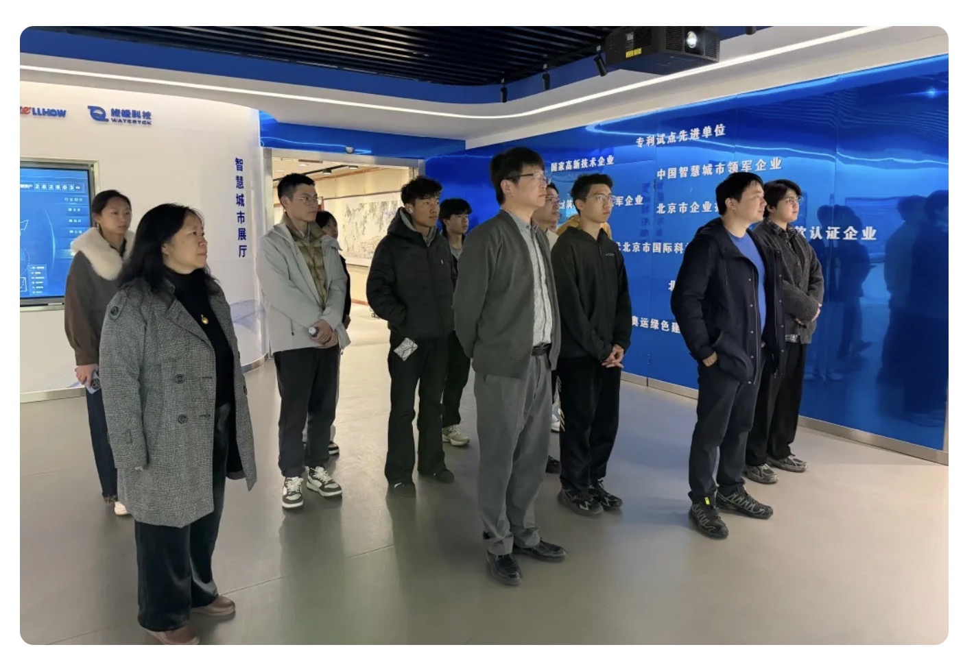 当清华课堂“搬”进瓦力游戏科技：一场从书本到产业的一线之旅